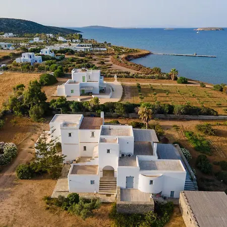 Cycladic In Kampos By Ghh 普恩达